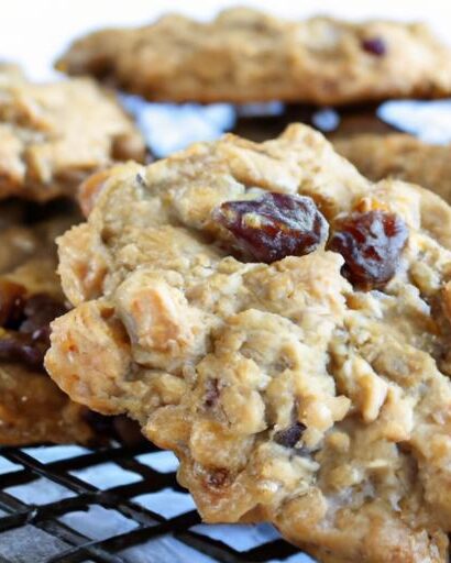 Wholesome Vegan Oatmeal Raisin Cookies: A Delicious Classic