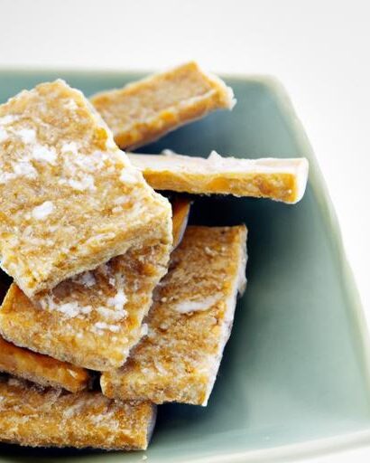 Crunchy & Wholesome: The Rise of Almond Flour Crackers