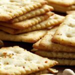 Crunchy Delight: Easy Almond Flour Crackers Recipe Guide