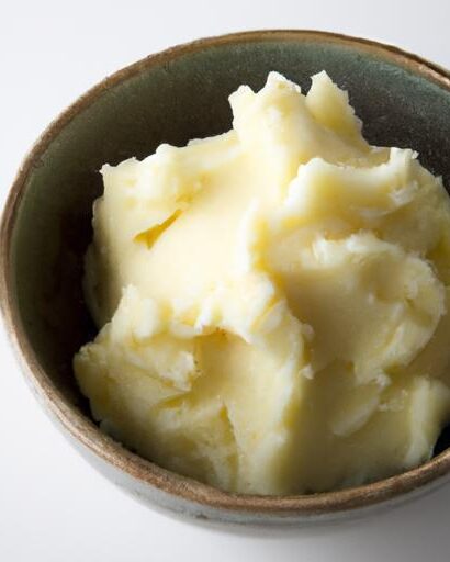 Creamy Dairy-Free Mashed Potatoes: A Smooth, Easy Recipe