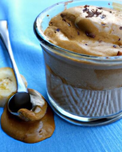 Power-Packed Banana, Peanut Butter & Chocolate Smoothie Bliss