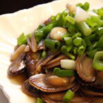 Savor the Zest: Abalone Stir-Fry with Ginger & Scallions