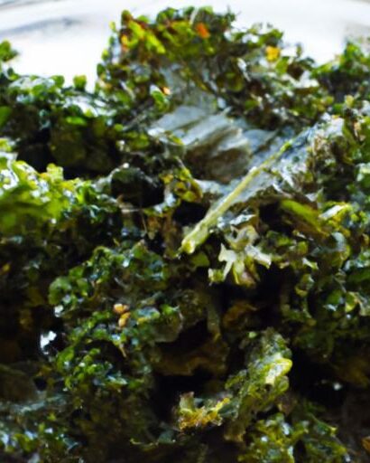 Crispy Kale Chips with Nutritional Yeast: A Savory Superfood Snack