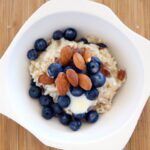 Morning Boost: Quinoa Porridge with Almonds & Blueberries